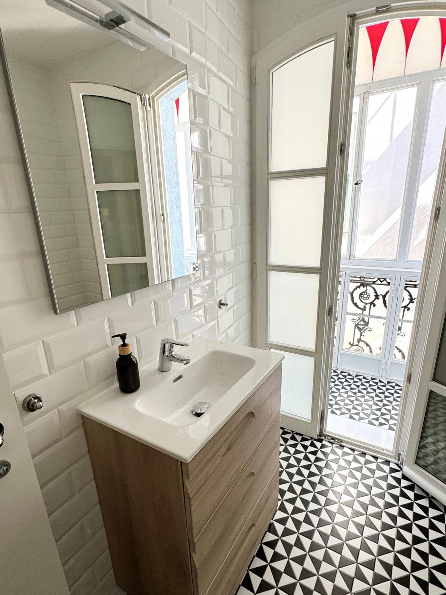 Fabulous City Centre Apartment - Grand Central House ยิบรอลตาร์ ภายนอก รูปภาพ